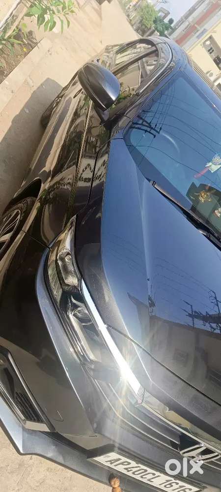 Honda Amaze Petrol Manual 2024 Variant