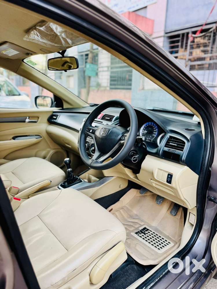 Honda City V Mt Exclusive, 2013, Petrol