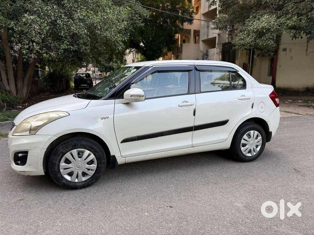 Maruti Suzuki Swift Dzire Vxi Optional, 2012, Petrol