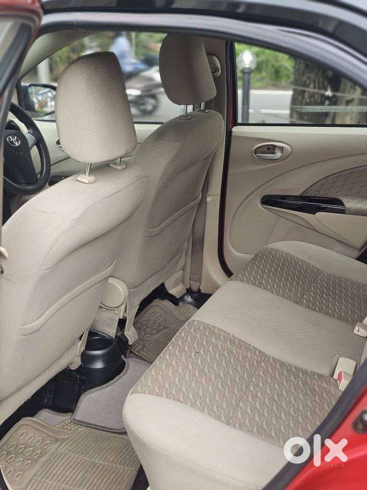 Toyota Etios Liva 1.2 V, 2018, Petrol