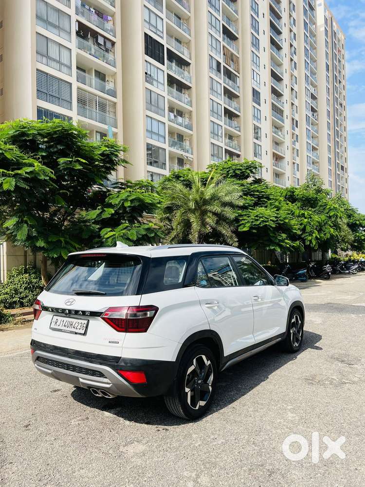 Hyundai Alcazar Signature, 2022, Petrol