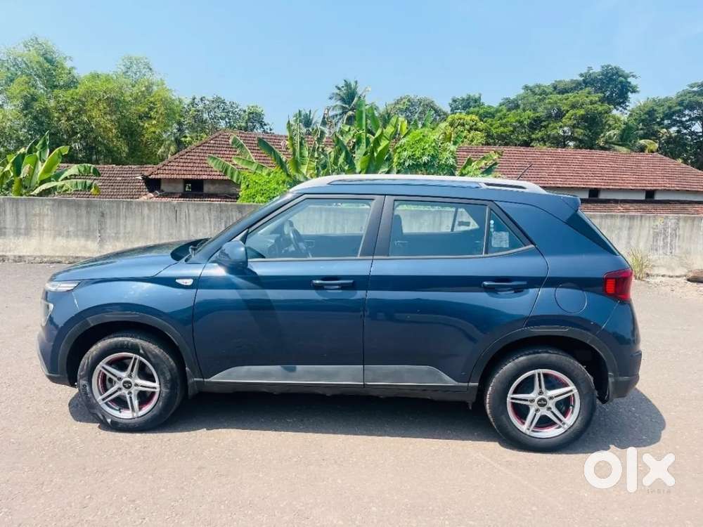 Hyundai Venue S 1.2 Petrol, 2019, Petrol