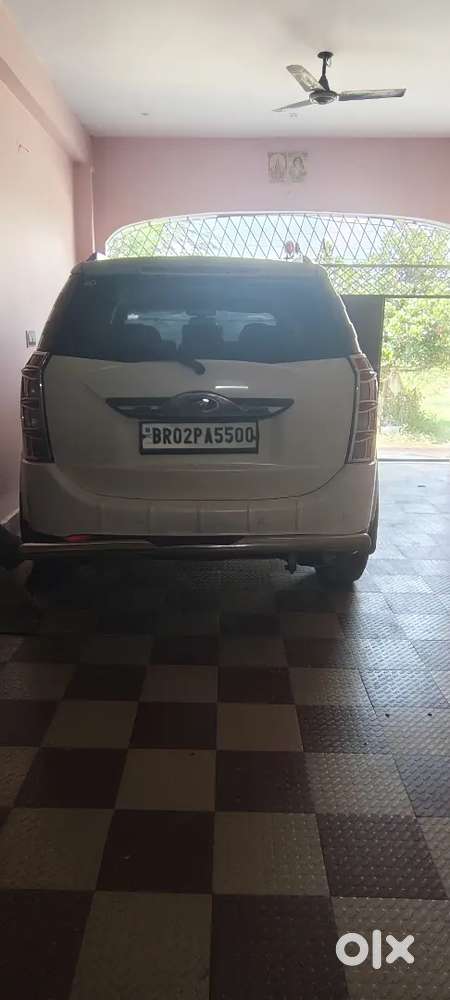 Mahindra Xuv500 2.2 2016u