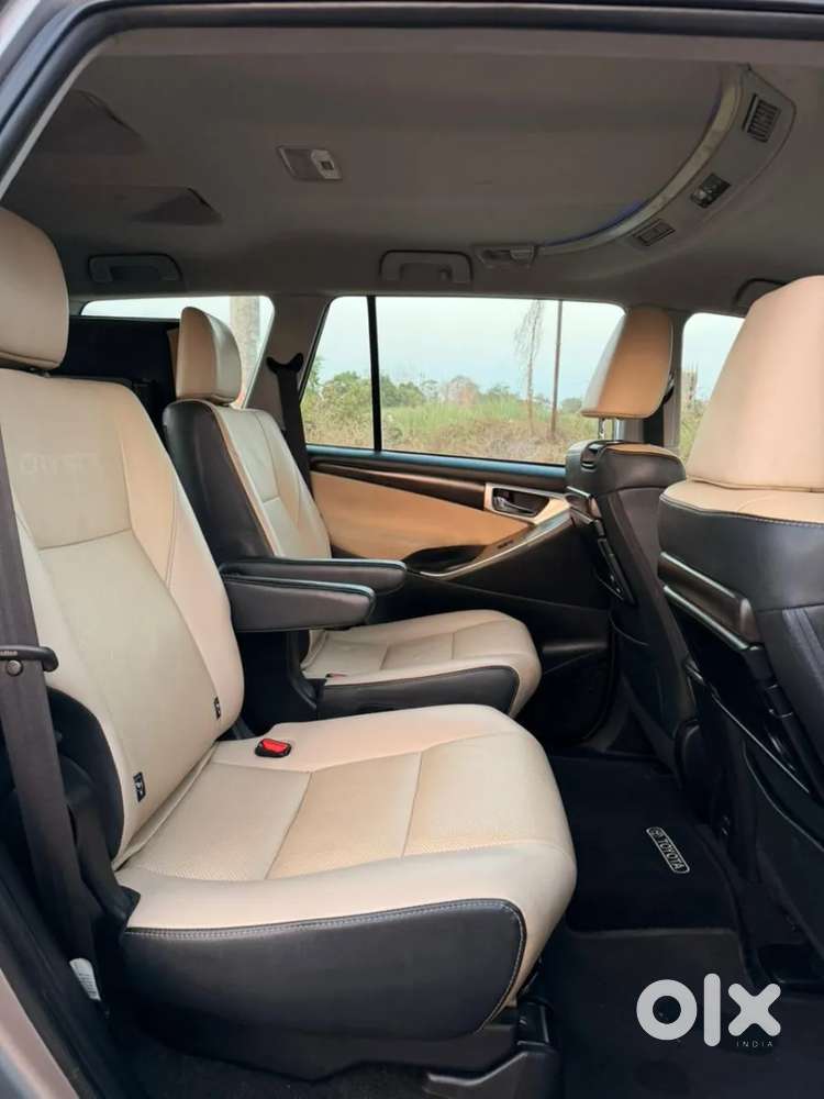 Toyota Innova Crysta 2.8 Zx At 7 Seater, 2019, Diesel