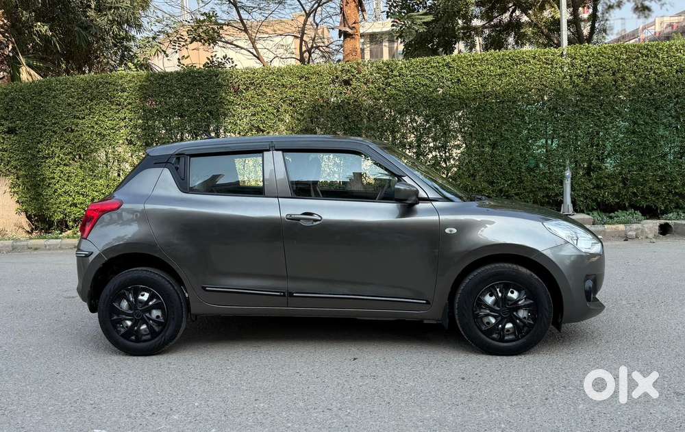 Maruti Suzuki Swift Lxi Option, 2022, Petrol