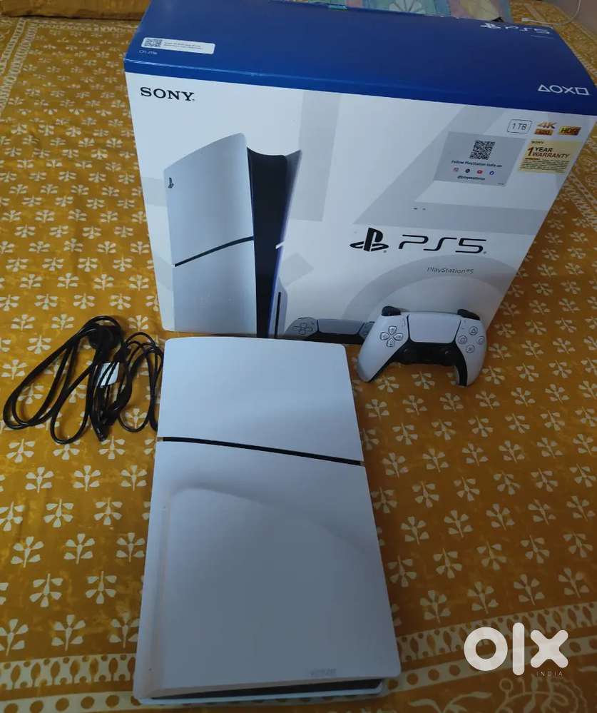 Ps5 disc edition with 12 m warranty new  model cfi 2116