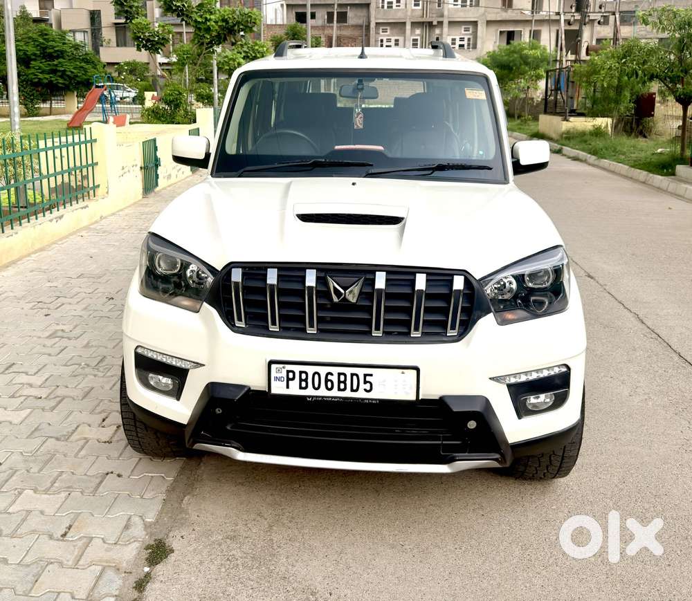 Mahindra Scorpio Classic 2.2 S 11 Mt 7 Str, 2023, Diesel