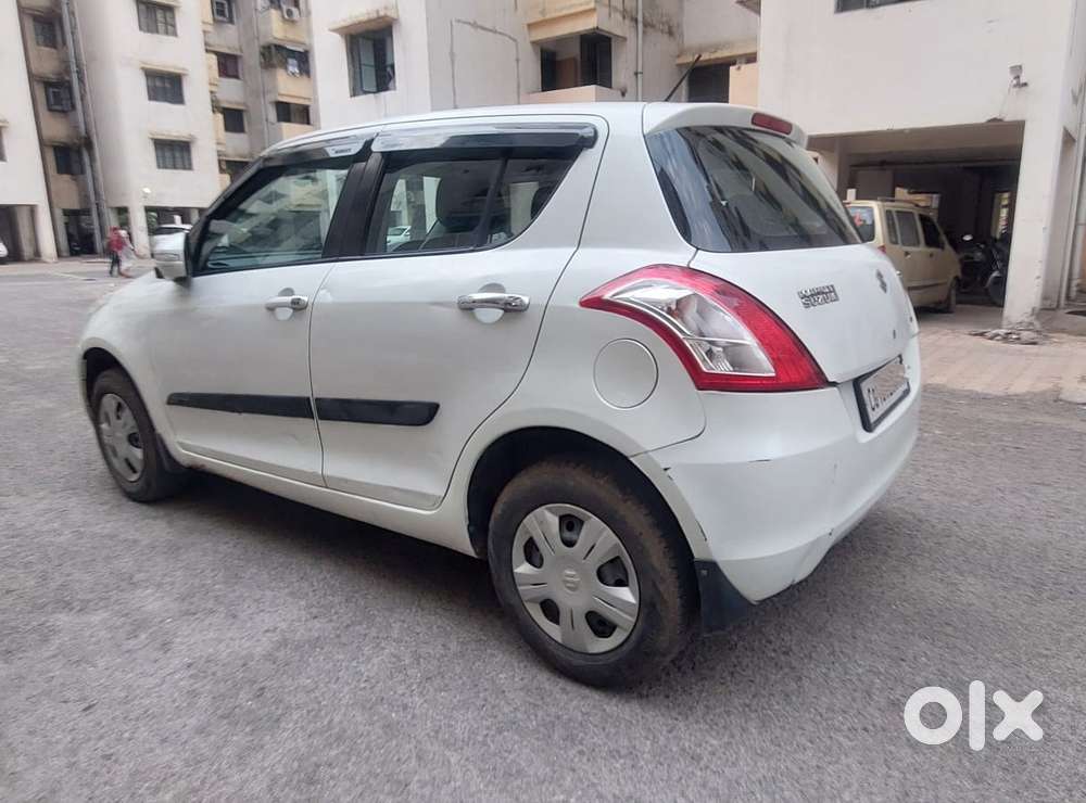 Maruti Suzuki Swift Vxi Abs Bsiv, 2016, Petrol