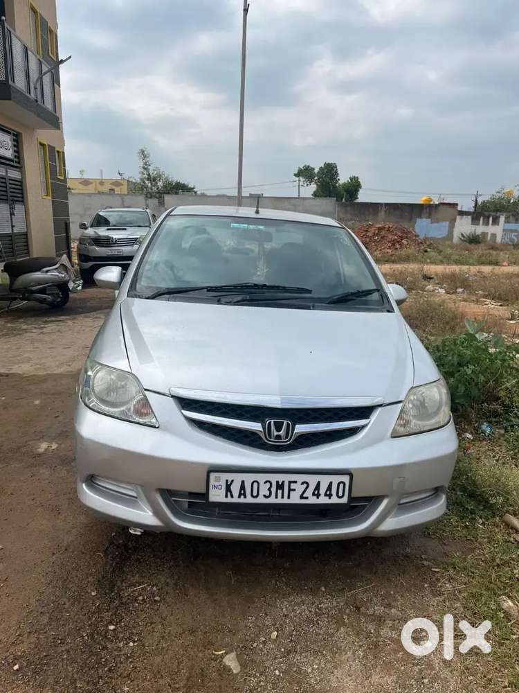 Honda City Zx 2006 Petrol Well Maintained,