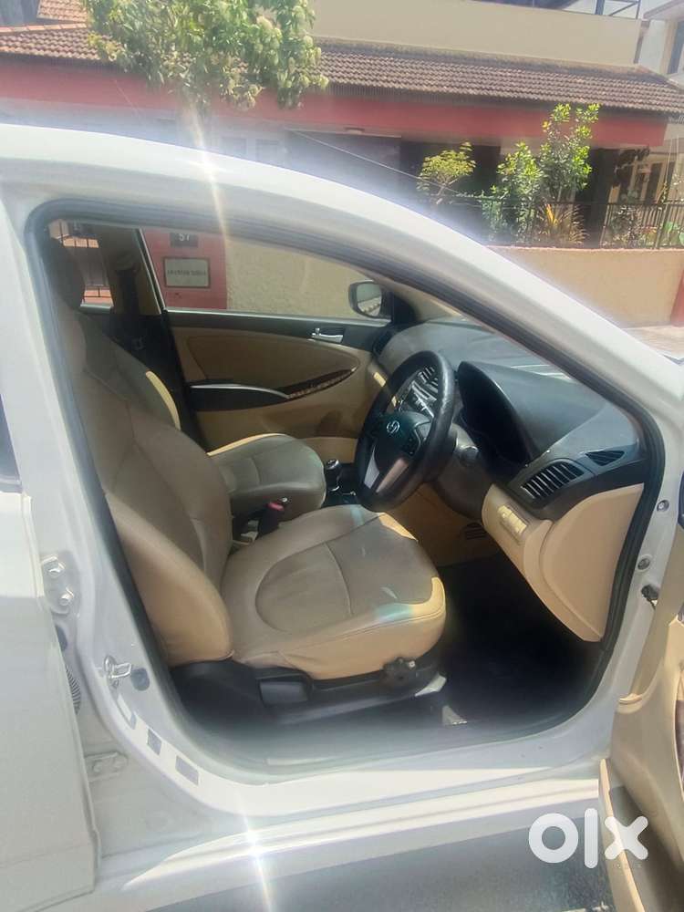 Hyundai Verna Fluidic 1.6 Crdi Sx Opt, 2015, Diesel