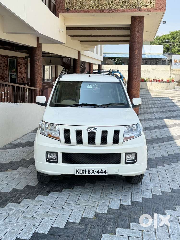 Mahindra Tuv 300 T8, 2016, Diesel