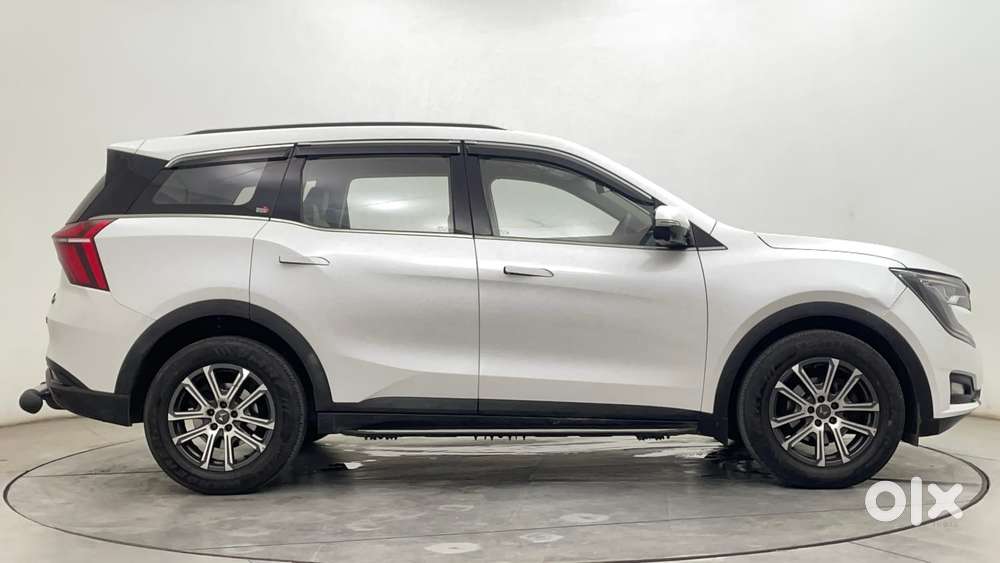 Mahindra Xuv700 2.0 Ax 7 Petrol At Luxury Pack Str, 2022, Petrol