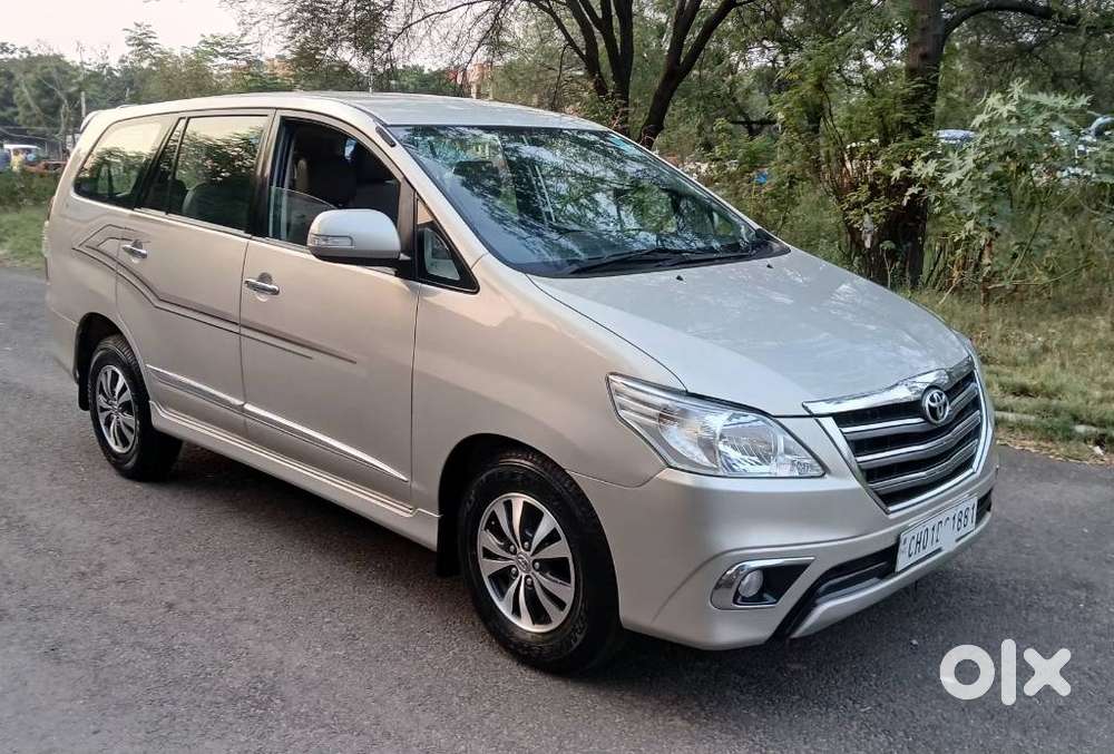 Toyota Innova 2.5 Z Diesel 7 Seater Bs Iv, 2015, Diesel