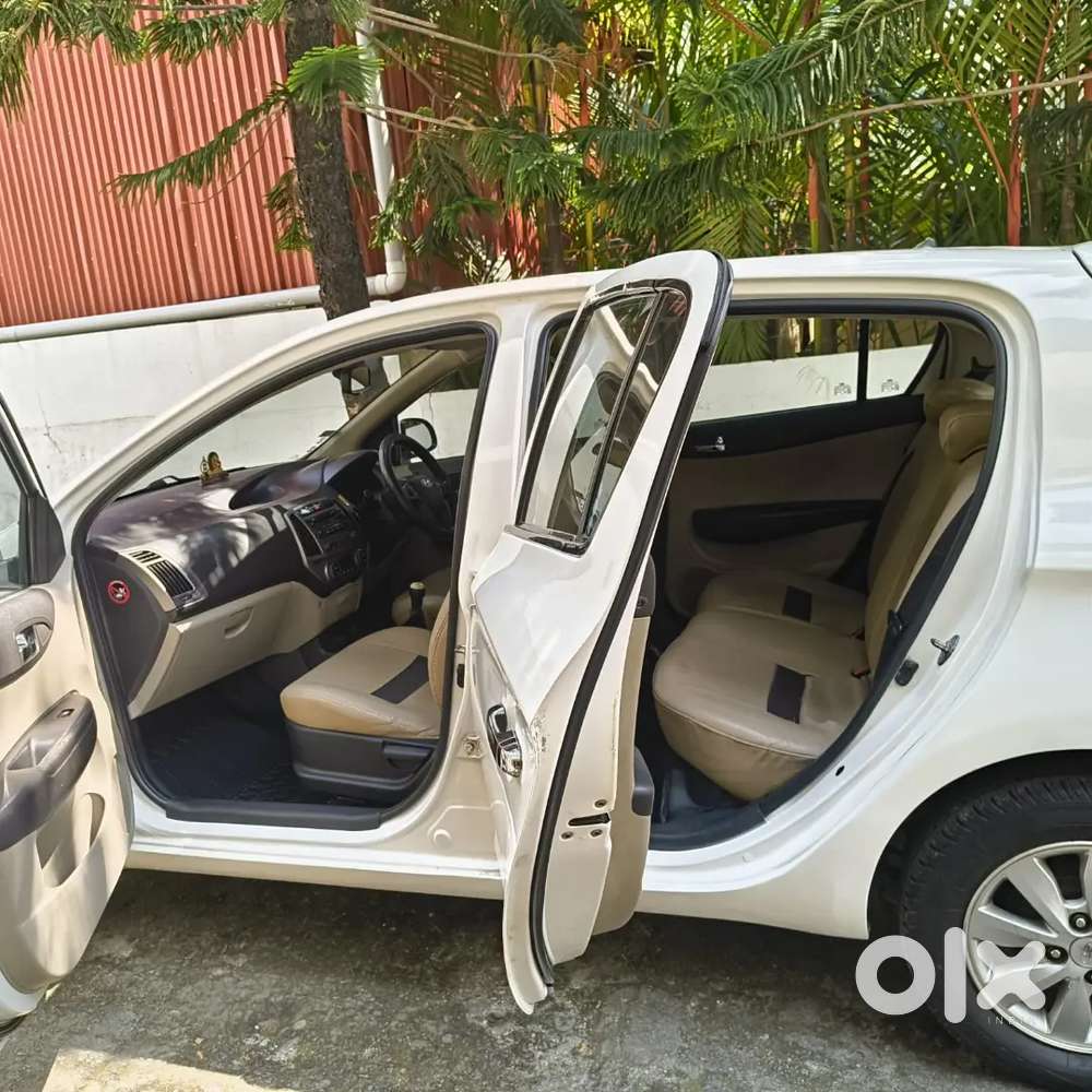 Hyundai I20 2012 Petrol Well Maintained