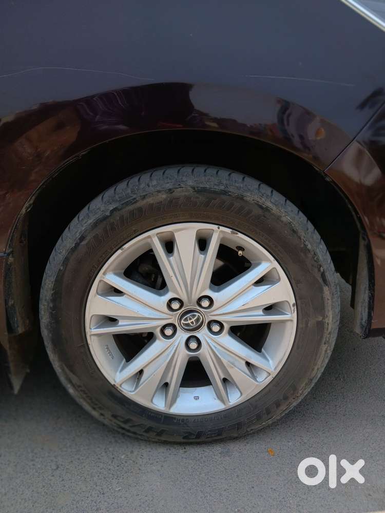 Toyota Innova Crysta 2.8z Automatic, 2016, Diesel