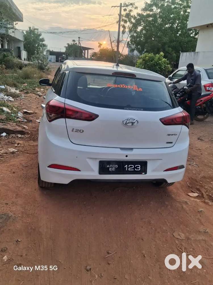 Hyundai I20 2017 Diesel 83500 Km Driven