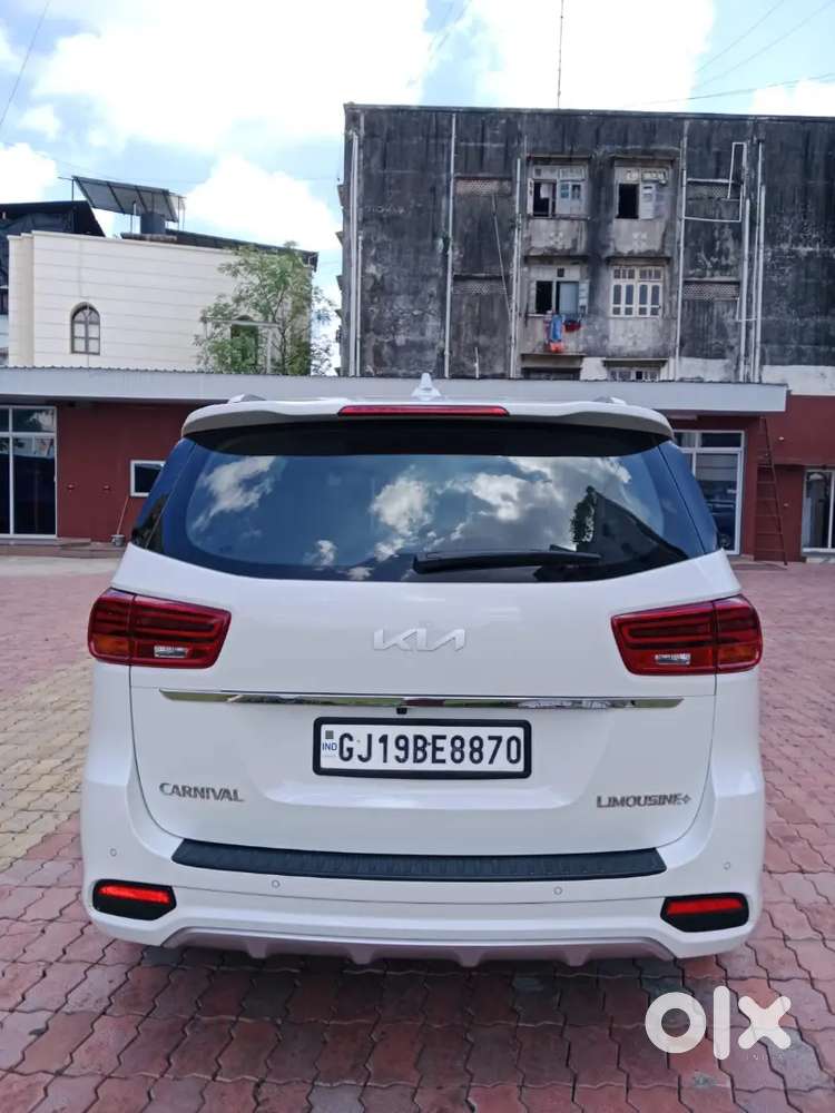 Kia Carnival Limousine 2023