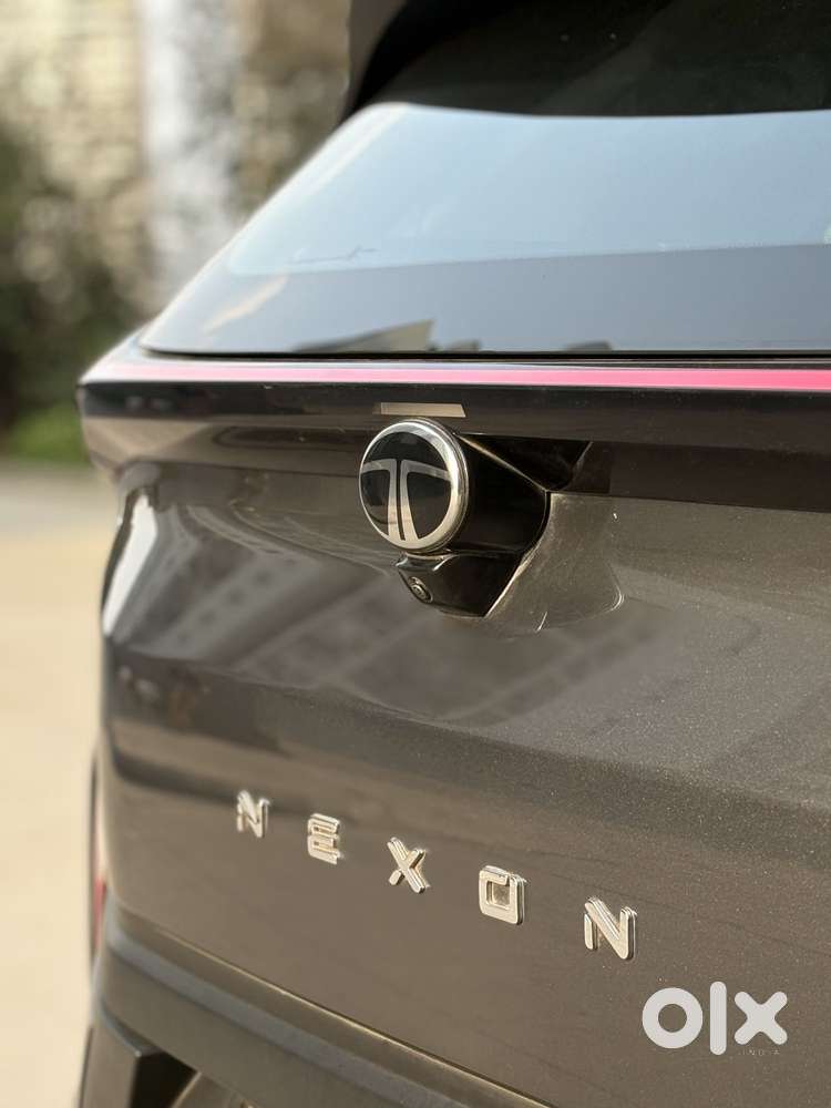 Tata Nexon Creative Plus 1.2 Revotron Petrol 6 Mt, 2024, Petrol