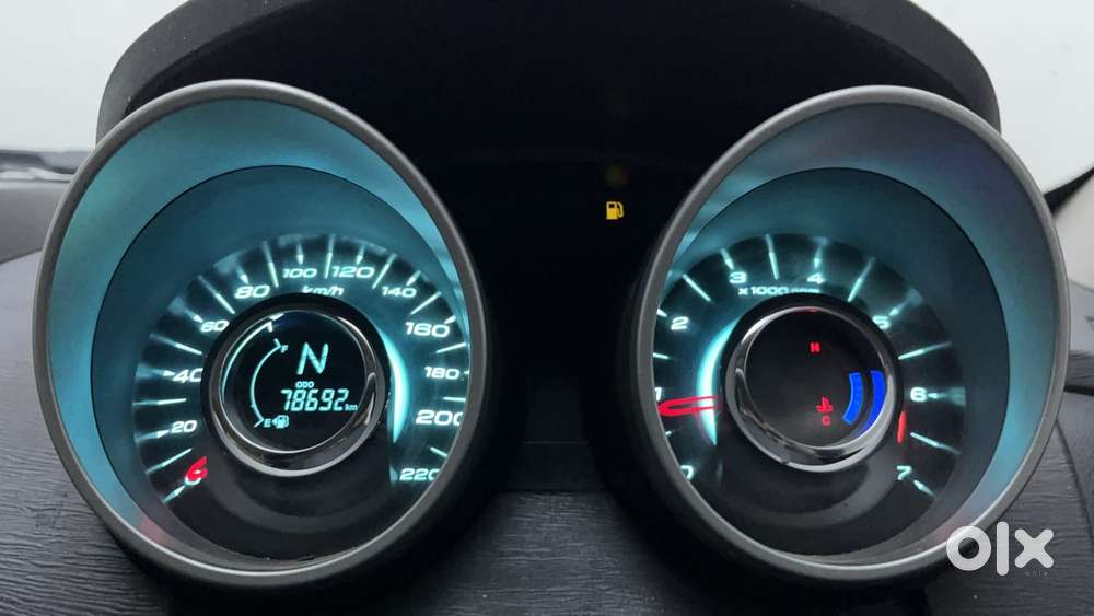Mahindra Xuv500 W10 At, 2016, Diesel