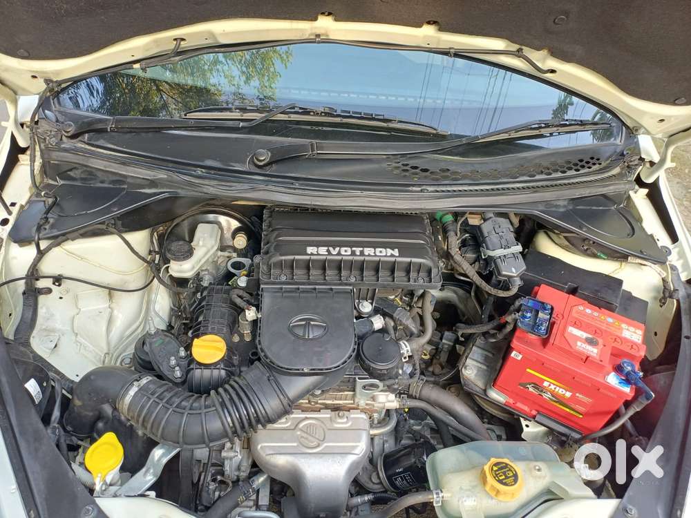 Tata Tiago 1.2 Revotron Xt (o), 2016, Petrol