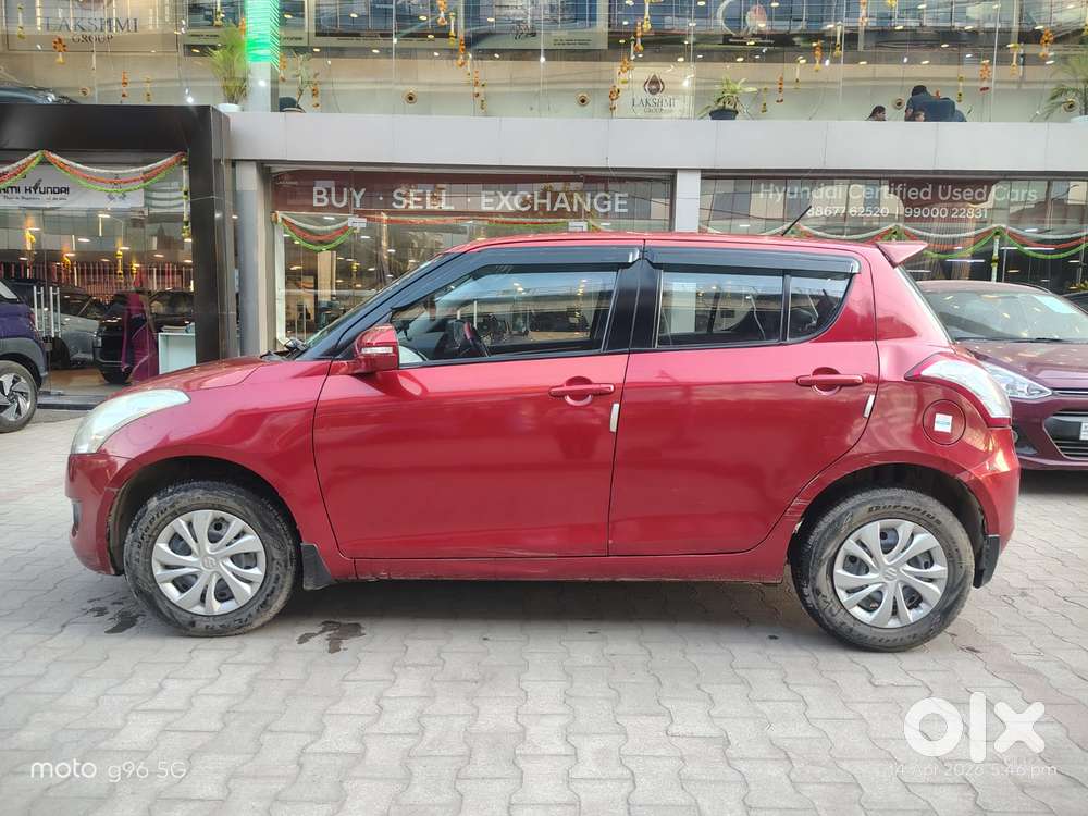 Maruti Suzuki Swift Vxi + Manual, 2014, Petrol