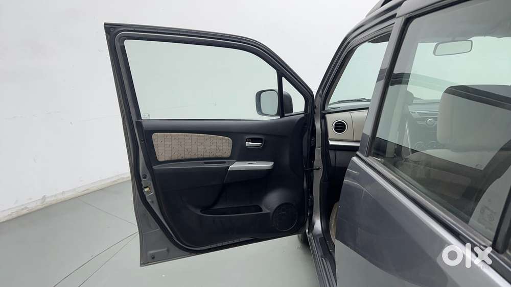 Maruti Suzuki Wagon R 1.0 Vxi Amt, 2016, Petrol
