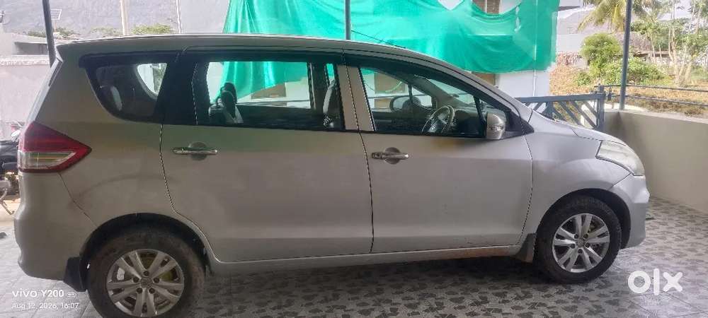 Maruti Suzuki Ertiga Vxi 2017