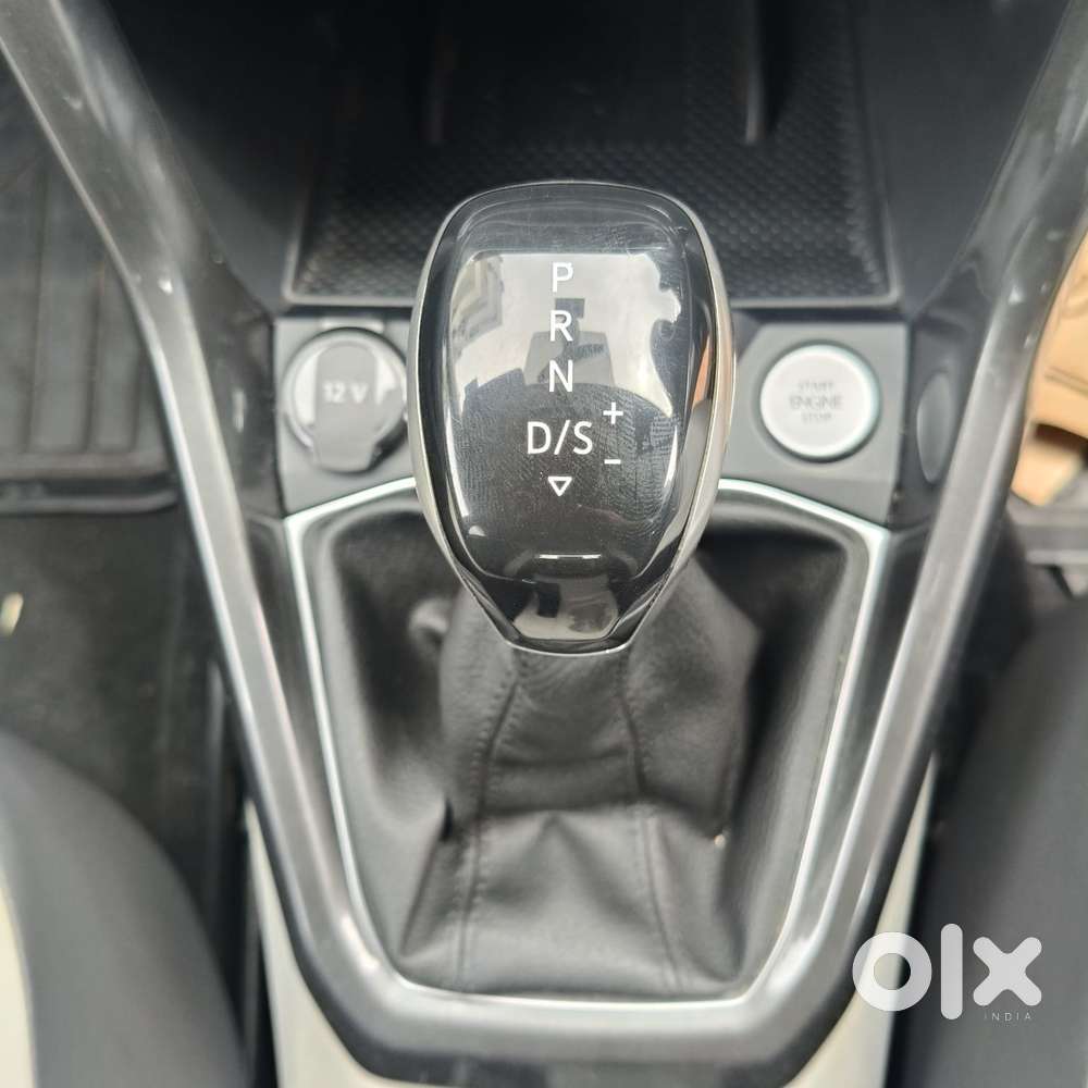 Volkswagen Taigun 1.0 Tsi Highline At, 2024, Petrol