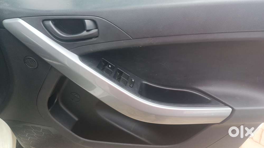 Tata Nexon 1.2 Revotron Xm, 2020, Petrol