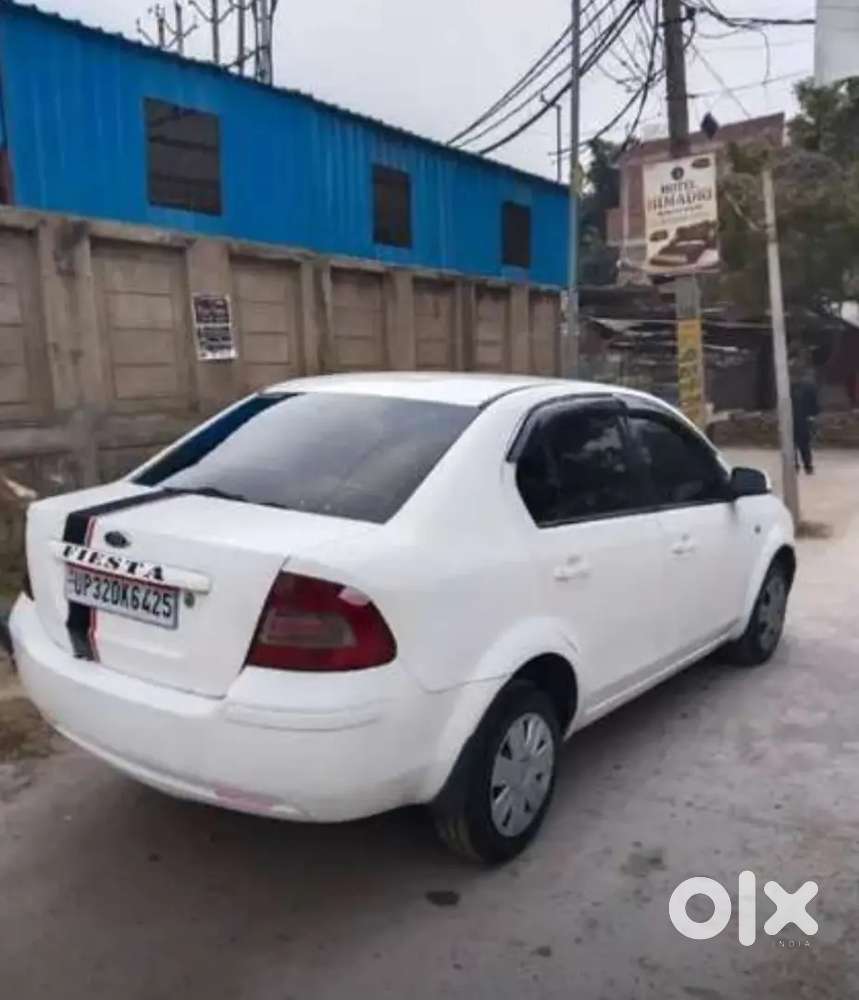 Ford Fiesta 2015 Diesel 88000 Km Driven