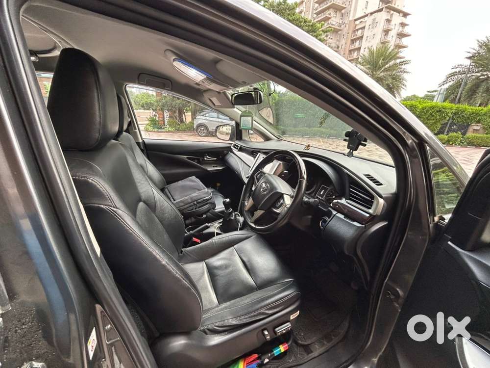 Toyota Innova Crysta Zx Diesel 2016