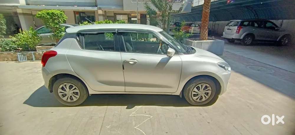 Maruti Suzuki Swift Vxi 2018