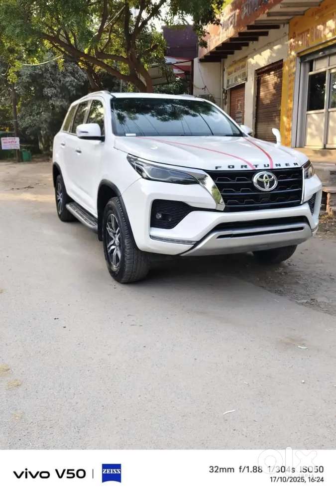 Toyota Fortuner 2024 Suv