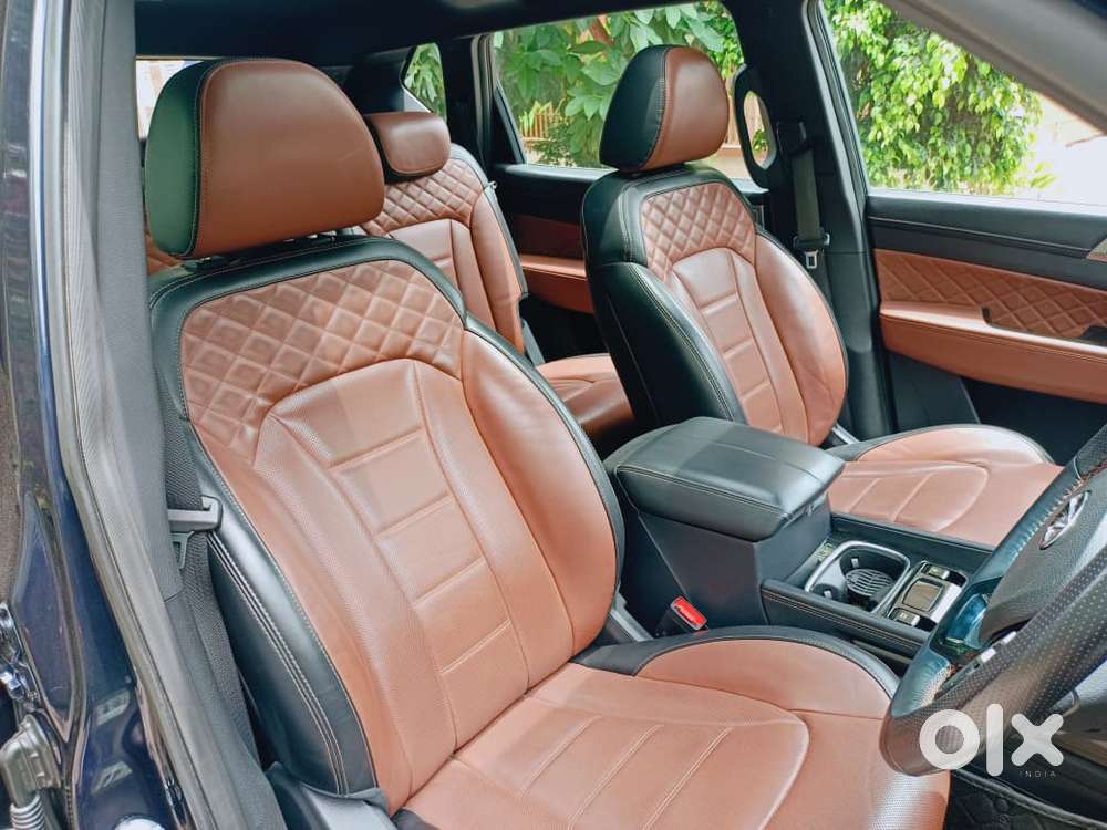 Mahindra Alturas G4 4x2 At, 2022, Diesel