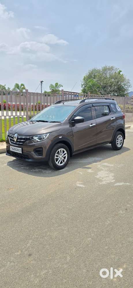 Renault Triber Rxl, 2025, Petrol