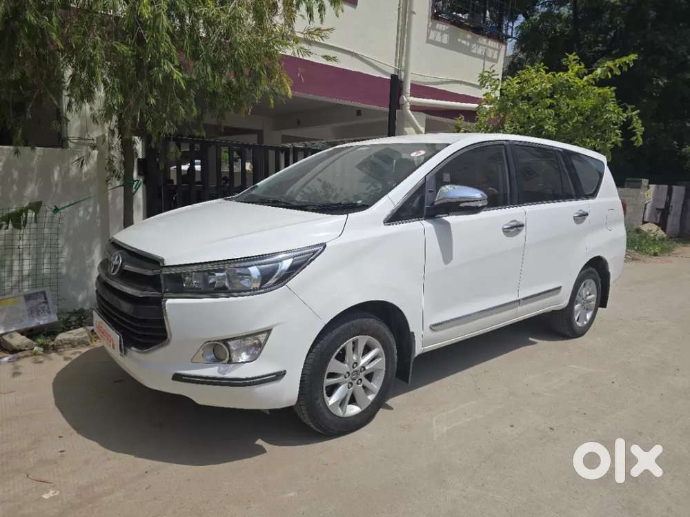 Toyota Innova Crysta 2.8 Gx At 7 Str, 2016, Diesel