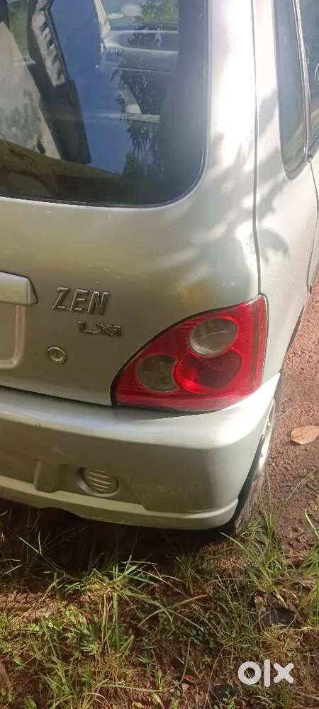 Maruti Suzuki Zen Lxi 2004 Petrol