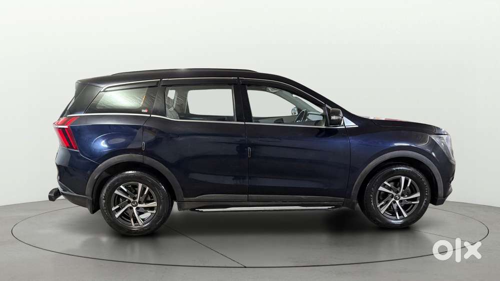 Mahindra Xuv700 2.0 Ax 5 Petrol At Str, 2022, Petrol