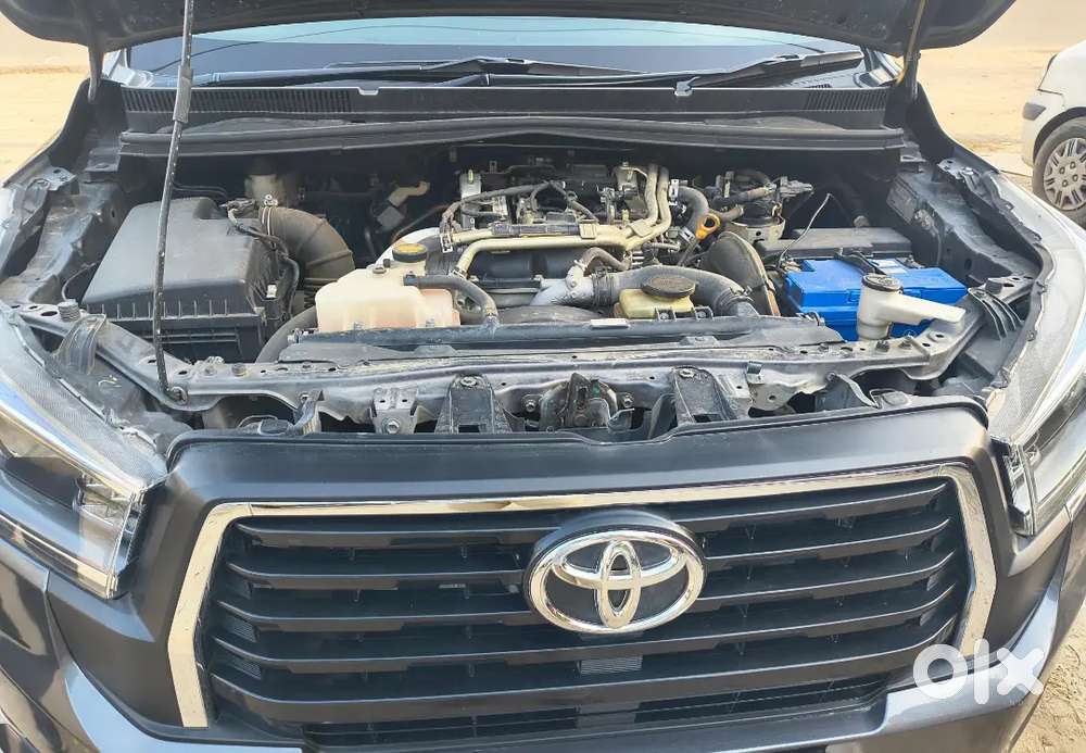 Toyota Innova Crysta 2016 Diesel Well Maintained