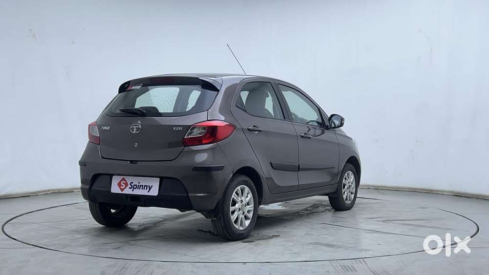 Tata Tiago Xza, 2017, Petrol