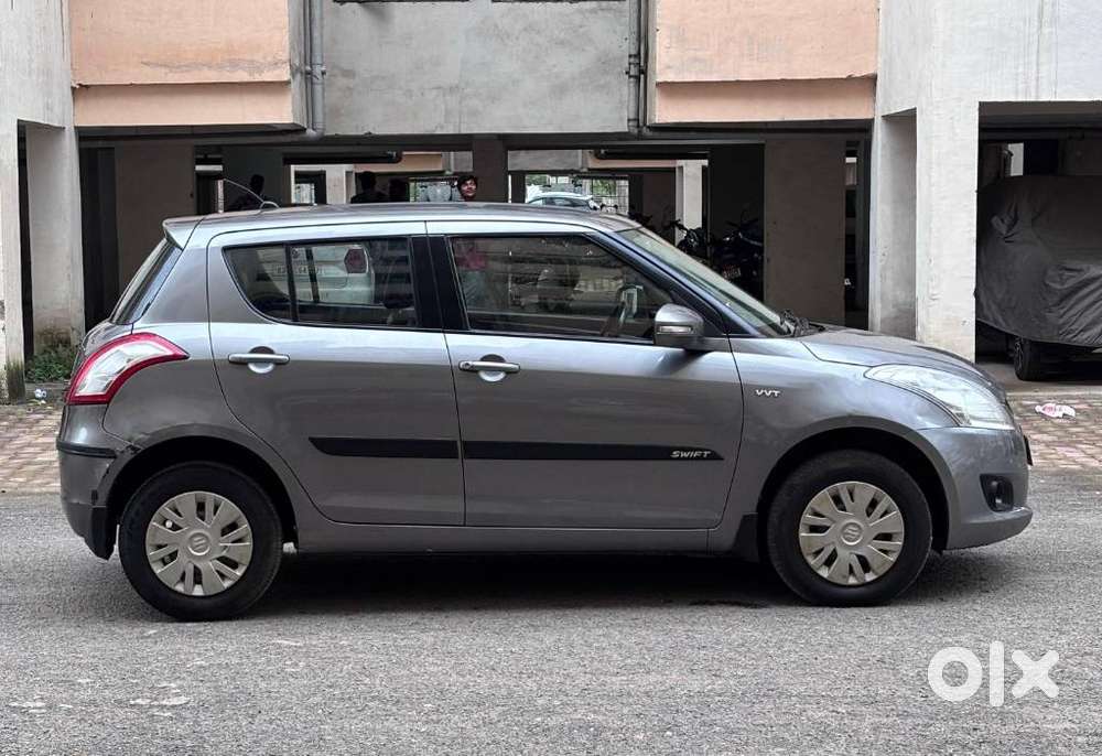 Maruti Suzuki Swift Vxi Optional, 2013, Petrol