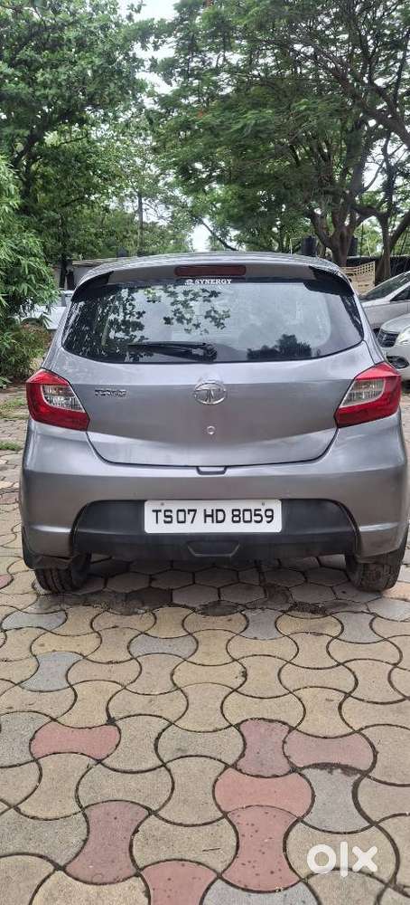 Tata Tiago 1.2 Revotron Xza, 2019, Petrol