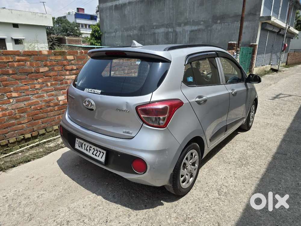 Hyundai Grand I10 Sportz 2019 Company Record Service