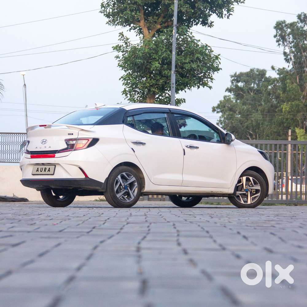 Hyundai Aura Sx 1.2 Cng, 2025, Cng & Hybrids
