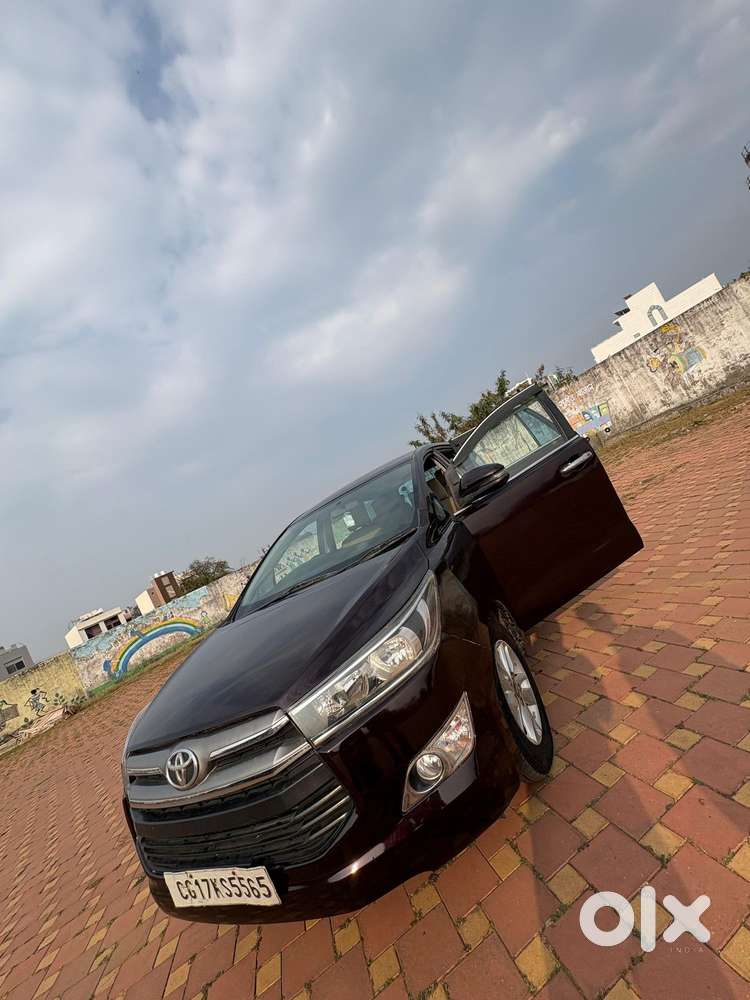Toyota Innova Crysta 2.7 Gx At 8s, 2019, Diesel