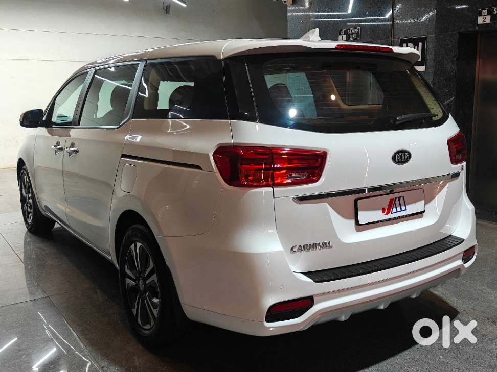 Kia Carnival Premium, 2021, Diesel