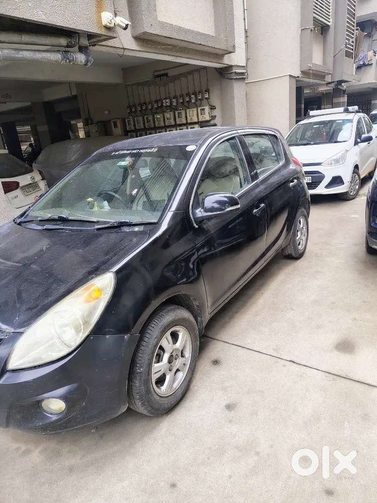 Hyundai I20 2011 Diesel 120000 Km Driven