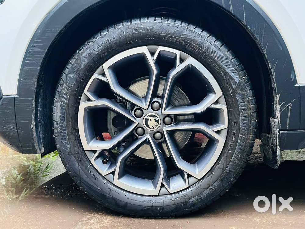 Skoda Kushaq 1.0 Tsi Style At, 2021, Petrol