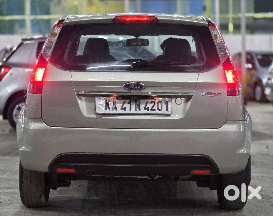 Ford Figo, 2010, Petrol