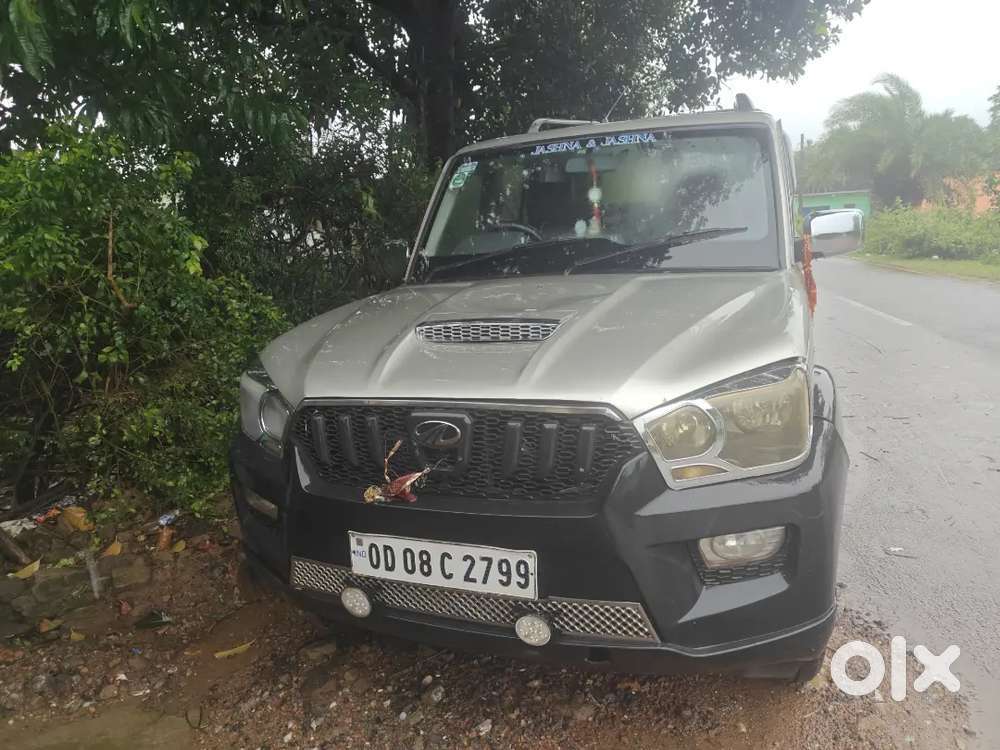 Mahindra Scorpio Diesel 2015 Automatic